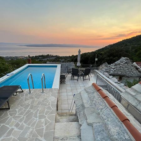 Villa Kristina - Ferienhaus Baska Voda - Topici, Private Outdoor Swimmingpool, Wifi Bagian luar foto