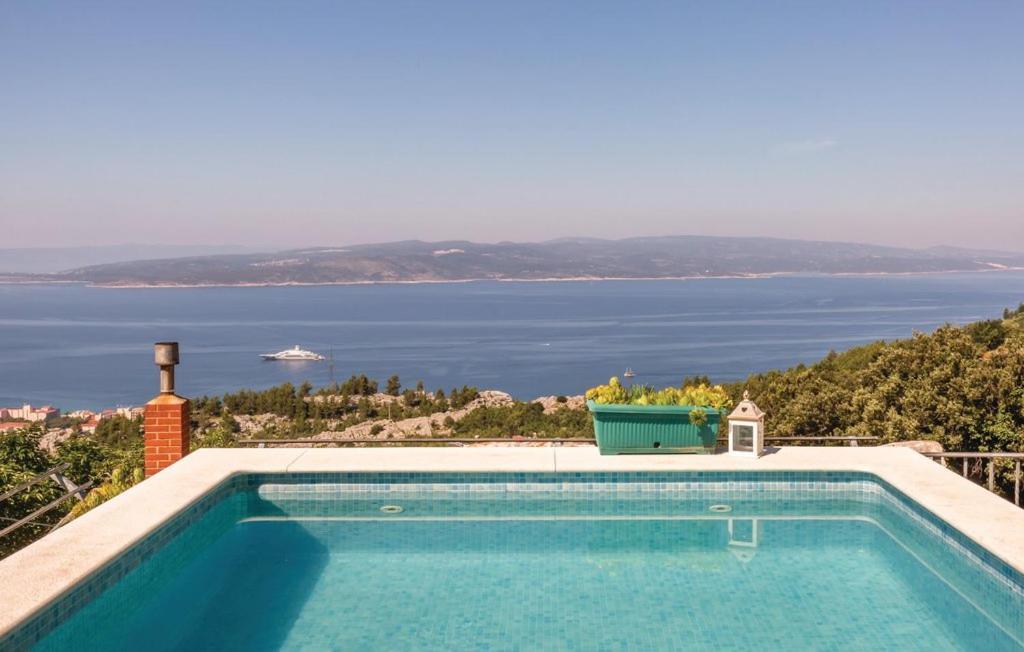 Villa Kristina - Ferienhaus Baska Voda - Topici, Private Outdoor Swimmingpool, Wifi Bagian luar foto