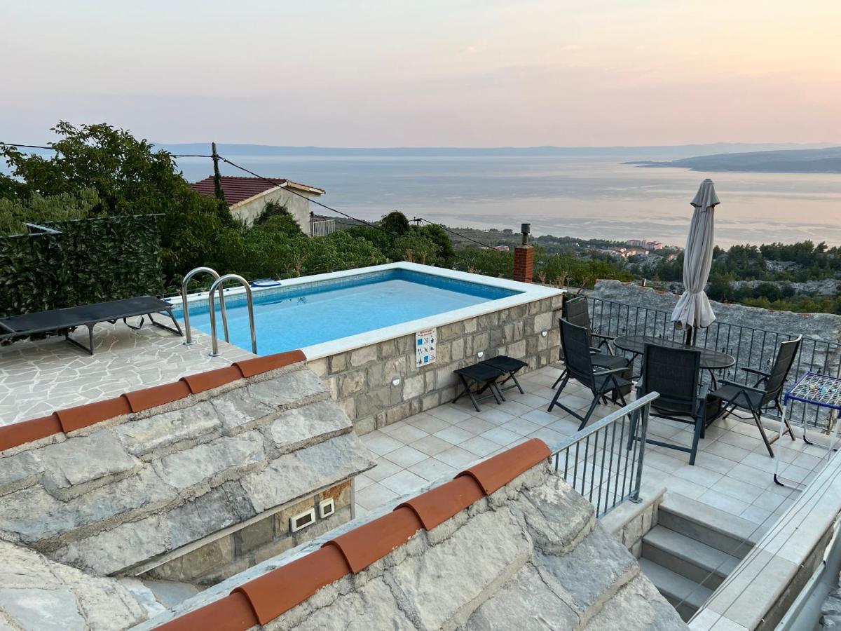 Villa Kristina - Ferienhaus Baska Voda - Topici, Private Outdoor Swimmingpool, Wifi Bagian luar foto