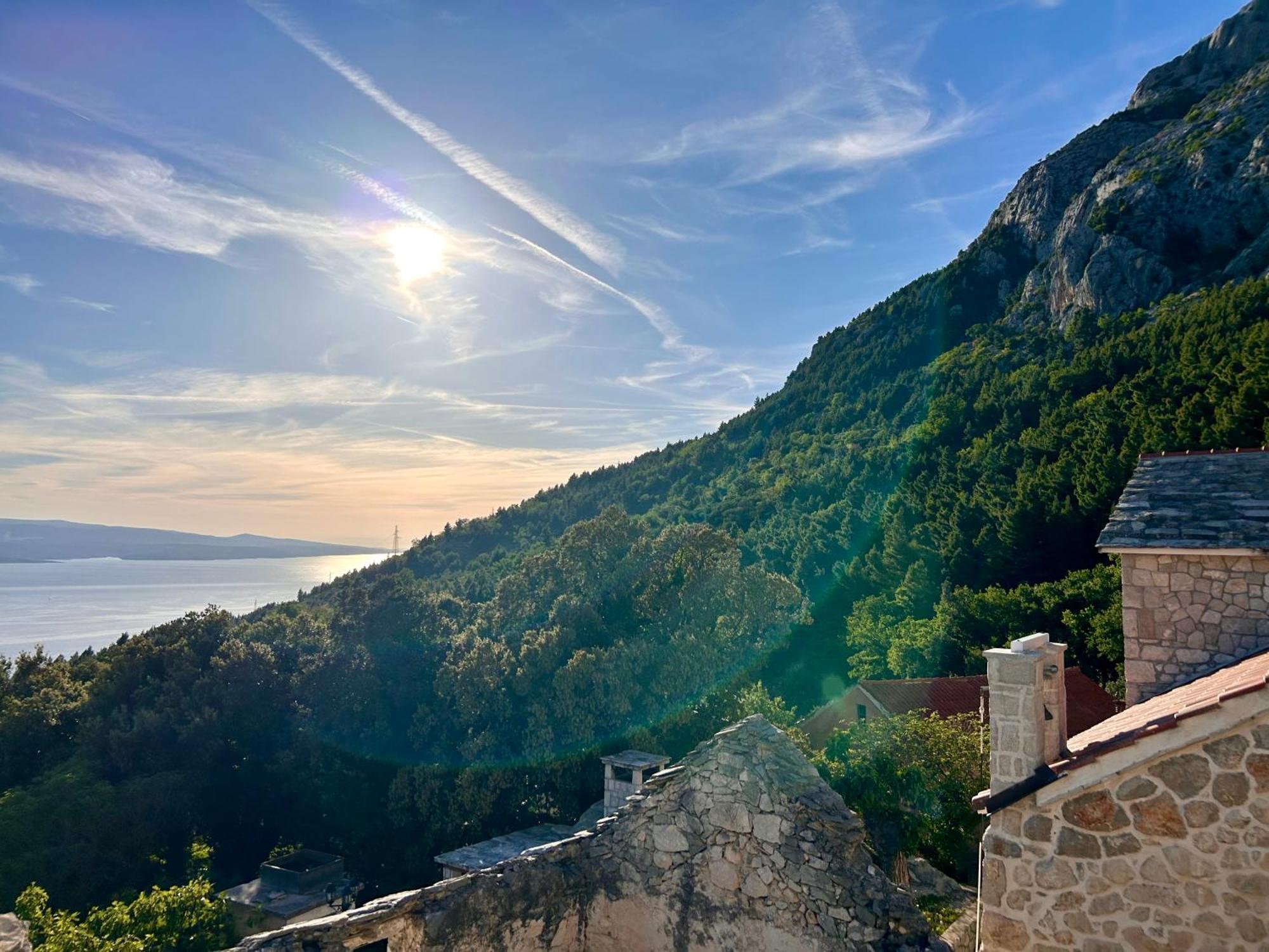 Villa Kristina - Ferienhaus Baska Voda - Topici, Private Outdoor Swimmingpool, Wifi Bagian luar foto